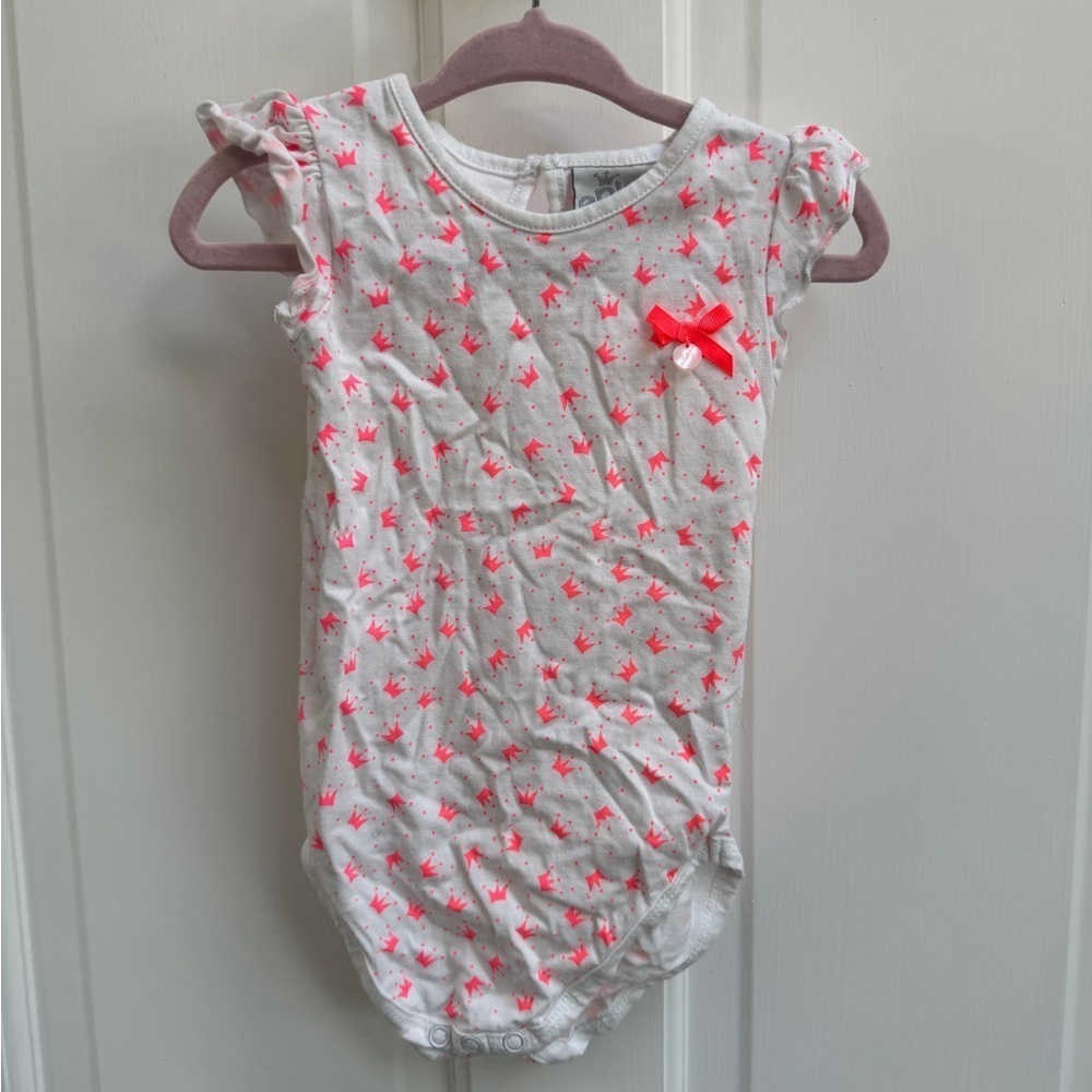 NWOT EPK 18M White and Pink Crown Print Kids Short Sleeve Bodysuit Onesie